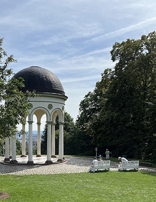 Unsere Sinne neu entdecken „Rund um den Neroberg“
