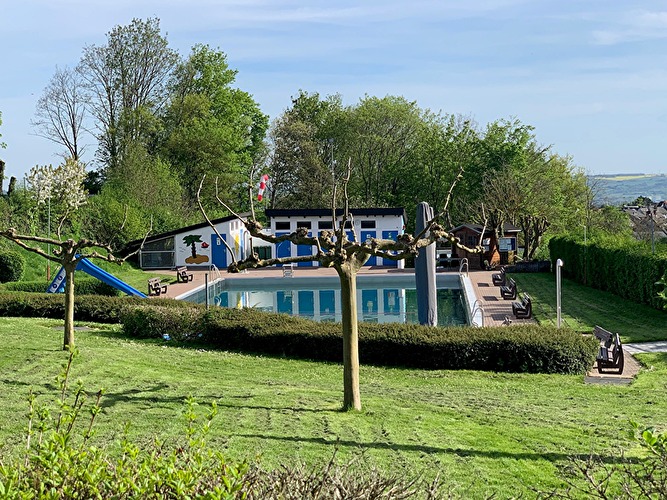Hallgarten Freibad